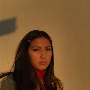 Meet your Posher, Daniela